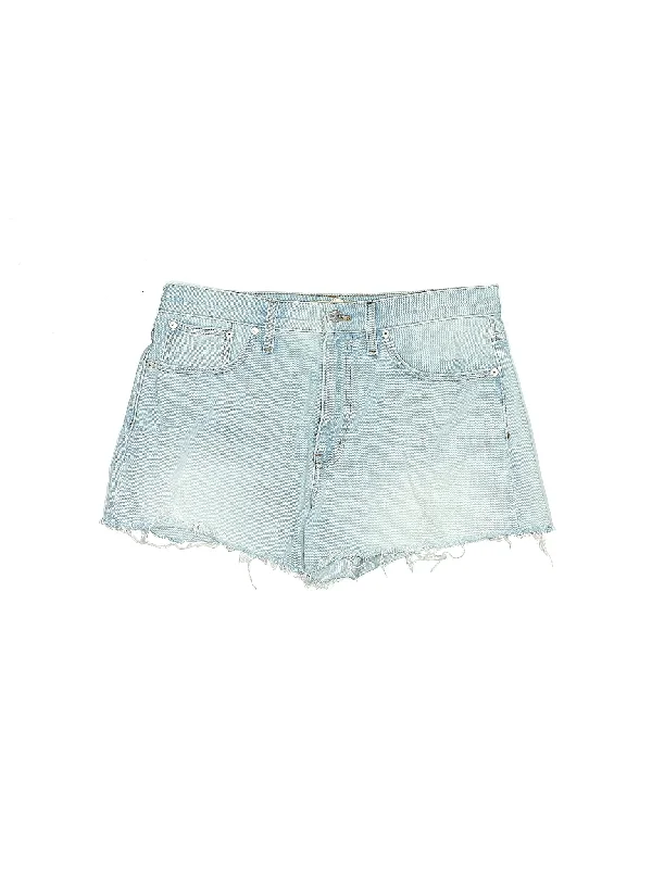 Mid-Rise Denim Shorts in Light Wash