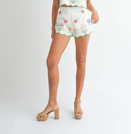 Linen Floral Scallop Breeze Shorts