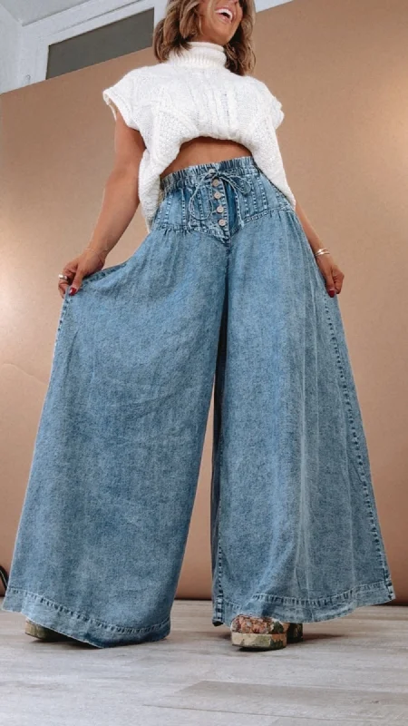 Oli & Hali: Waylon Washed Pintuck Wide Leg Pant